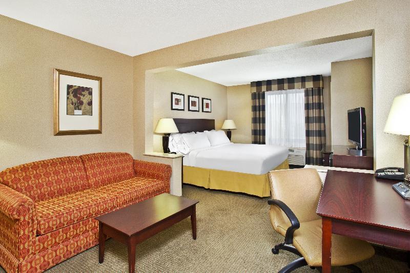 Holiday Inn Express & Suites Bradley Airport, An Ihg Hotel Виндзор Локс Экстерьер фото